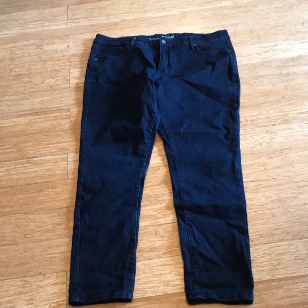 Universal Thread Jeans